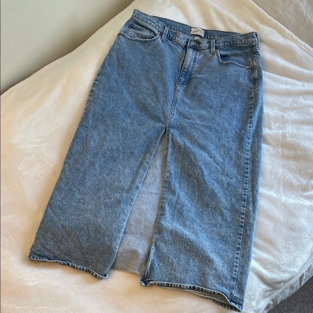 Universal Thread Medium Blue Denim Jean Midi Skirt Size 16